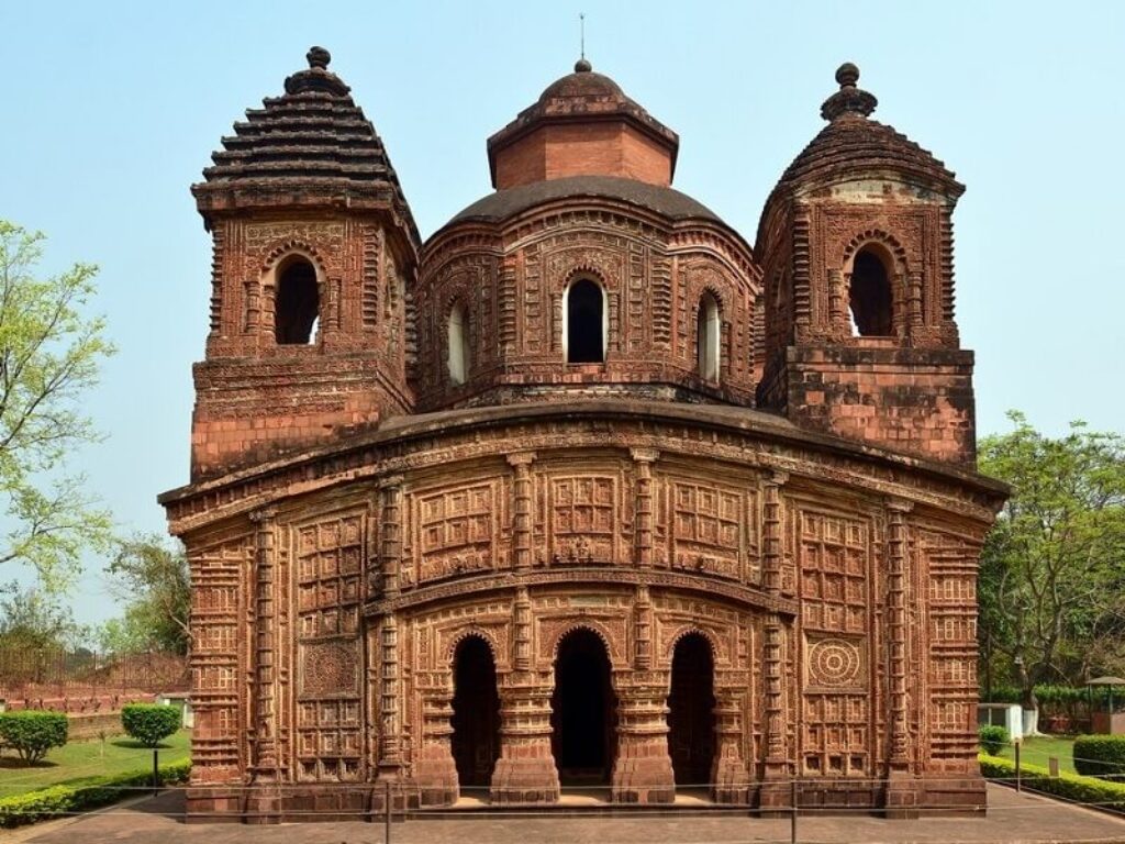 Shyam Rai Temple, best places to visit in West Bengal for 2 days